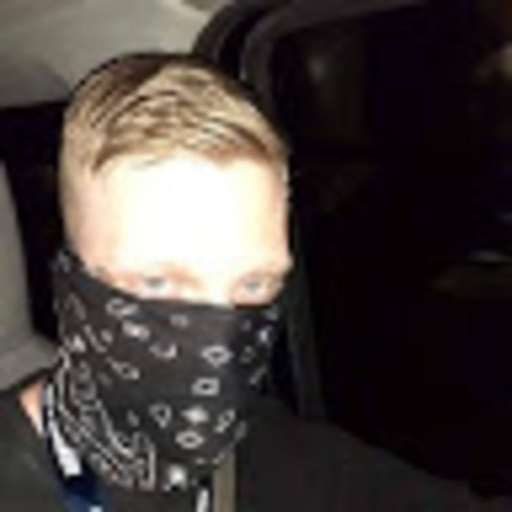 Meet your Posher, Just